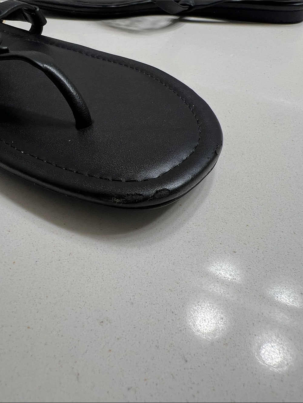 Coach Black Signature Circle Thong Sandals - Picture 10 of 10